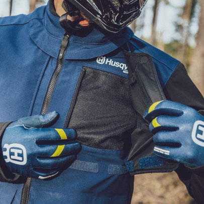 HUSQVARNAWEAR