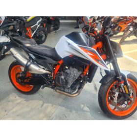 KTM 890 DUKE R 21 Semi Nueva