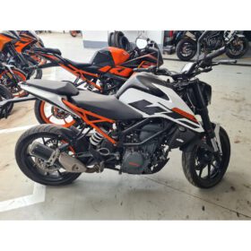 KTM DUKE 250 19  Blanco Semi Nueva Tda La Molina Lima